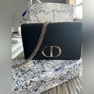 Christian Dior | 2-IN-1 30 MONTAIGNE POUCH Black Grained Calfskin